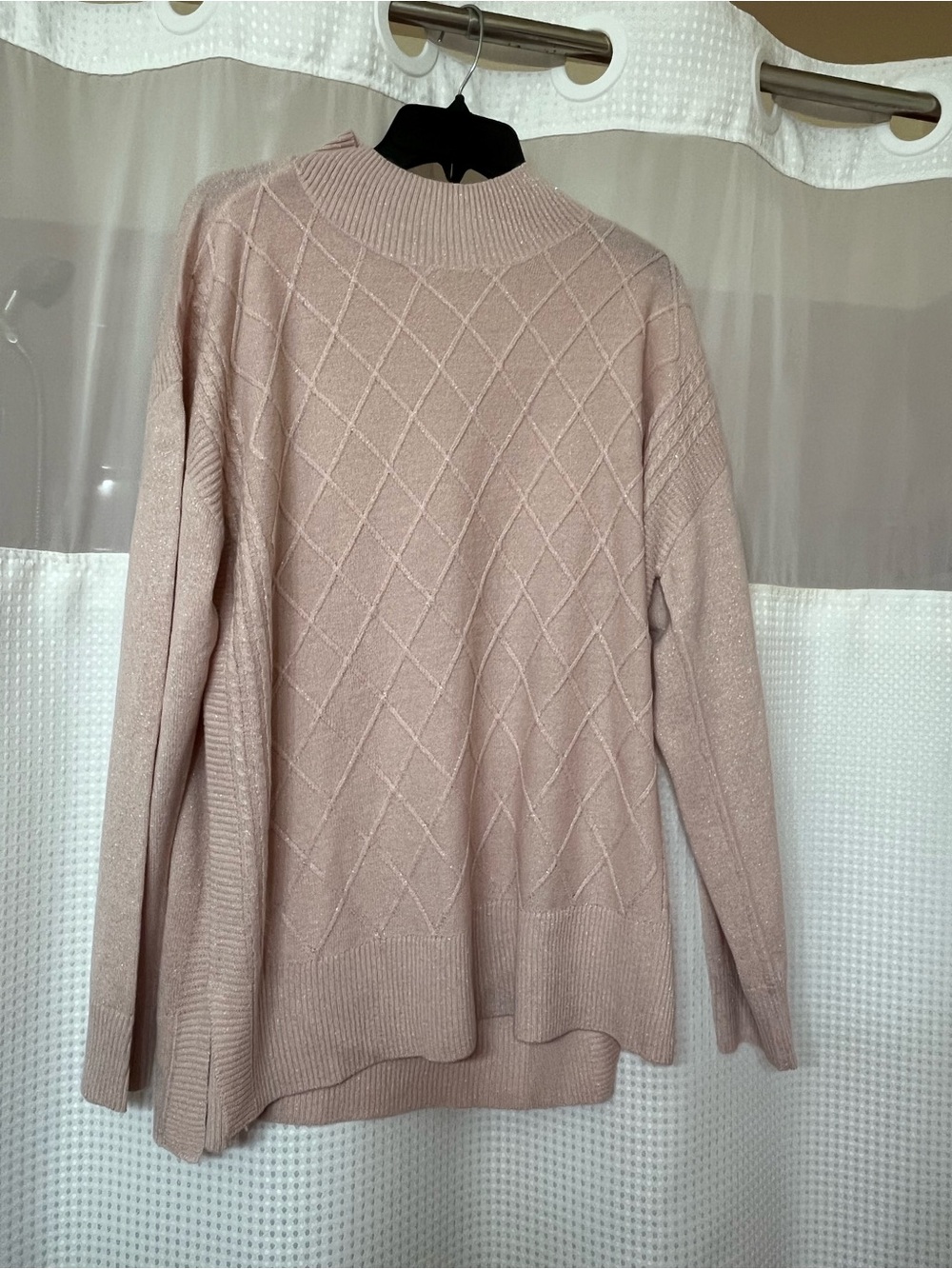 Briggs New York Dusty Pink Diamond-Pattern Mock Neck Sweater
